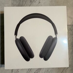 Apple Over-Ear Headphones - Black